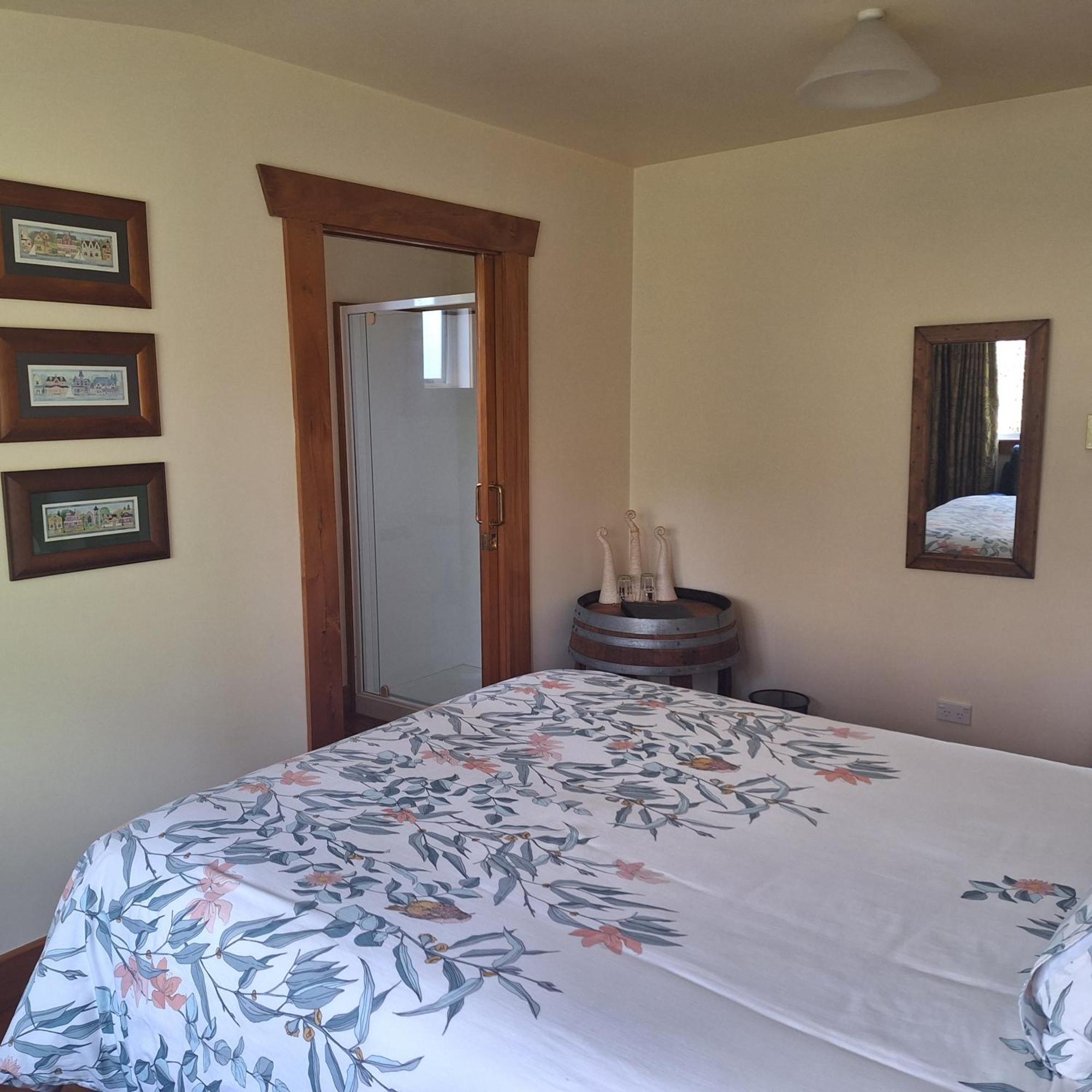 Olde Mill House B&B & Bike2Wine Cycle Hire Renwick エクステリア 写真